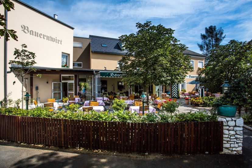 Bauernwirt e.U. - Restaurant/Hotel/Trafik