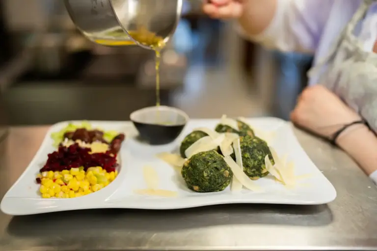 Unkrautnödel beim Stiegenwirt ©kumpPhotography